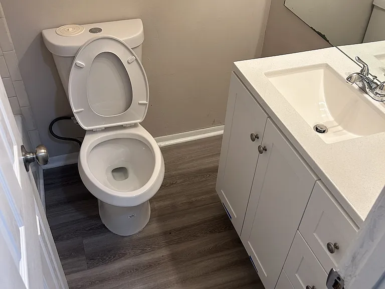 104C Village Ln — Photo 12