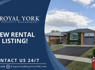 3389 Monica Dr #1, Mississauga, ON L4T3E6