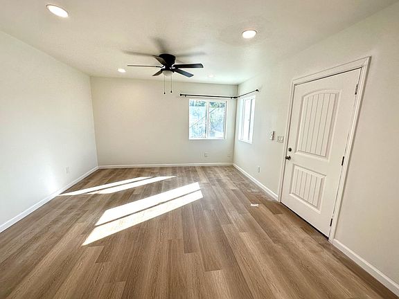 5th image of 2805 Lincoln Park Ave #1/2