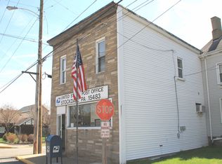 325 Railroad St, Stockdale, PA