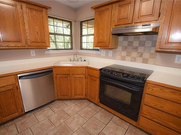 3rd image of 1305 Spanish Flower Dr