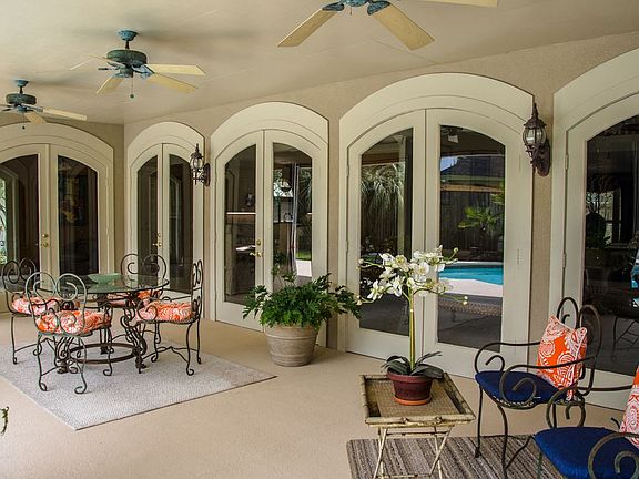 2nd image of 3395 Shady Hollow Ln