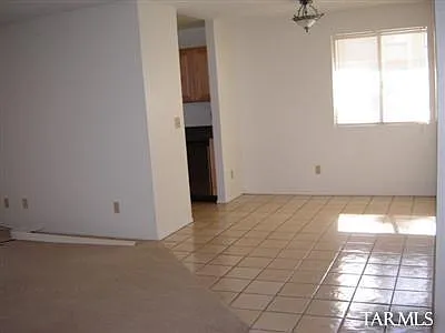 2 bed, 2.0 bath, 945 sqft, $1,100 — Photo 4