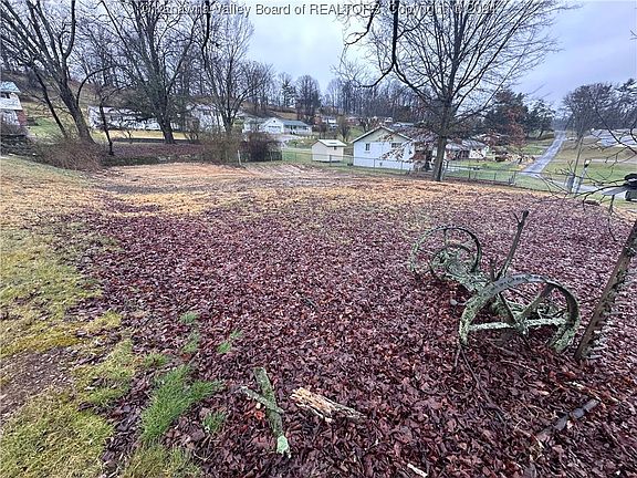 4th image of 6013 Bobolink Ln