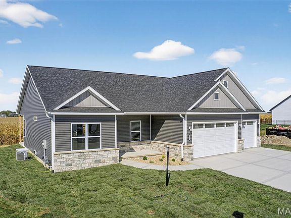 4th image of 3135 Ashley Dr