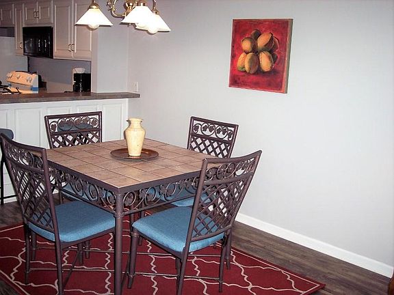 5th image of 472 Catherine Park Rd APT P