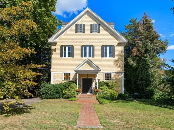 535 Washington St, Duxbury, MA 02332