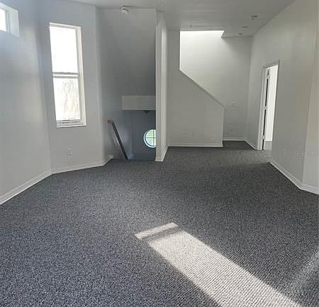 4th image of 433 Bayou Village Dr