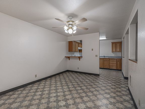 5th image of 308 W 3rd St #5