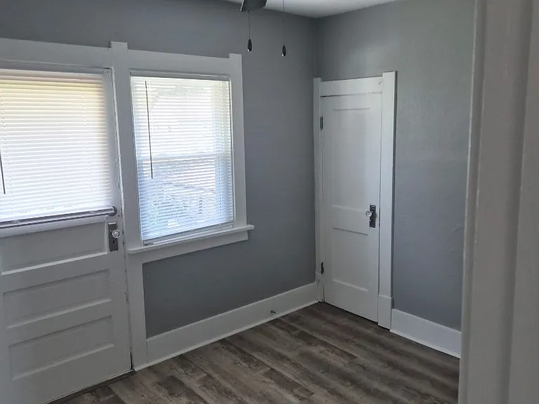 540 E Weber St — Photo 7