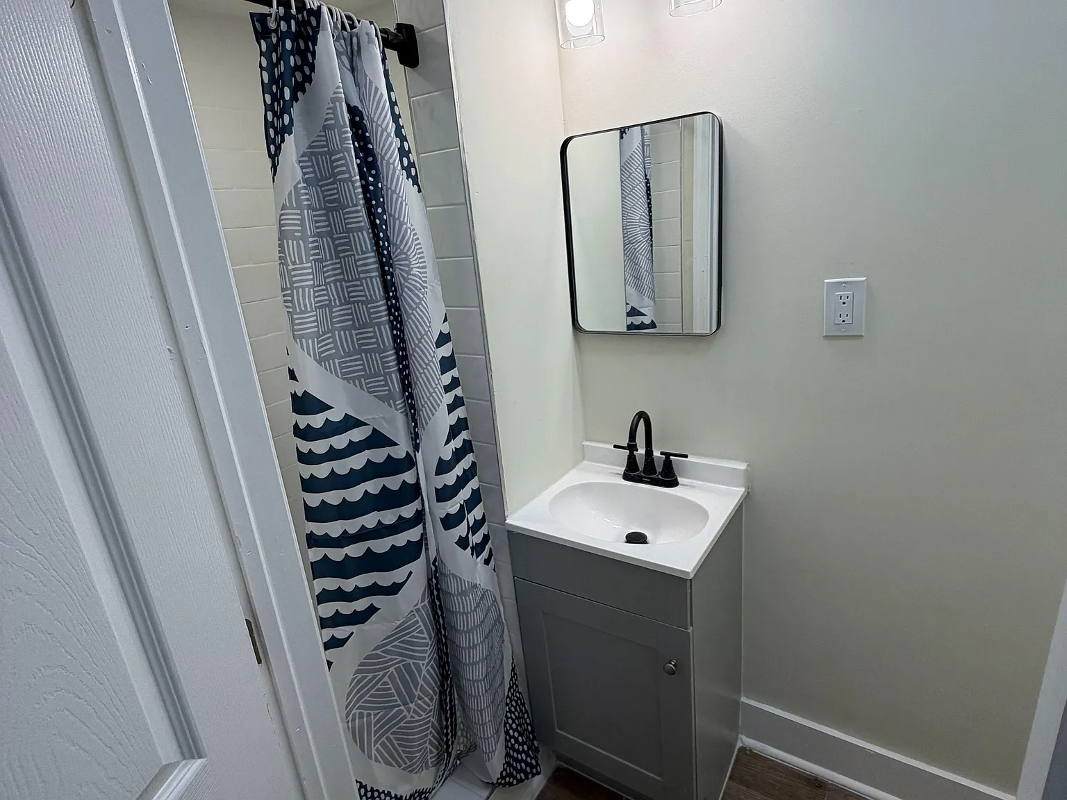 4 bed, 4.0 bath, 2800 sqft, $776 — Photo 4
