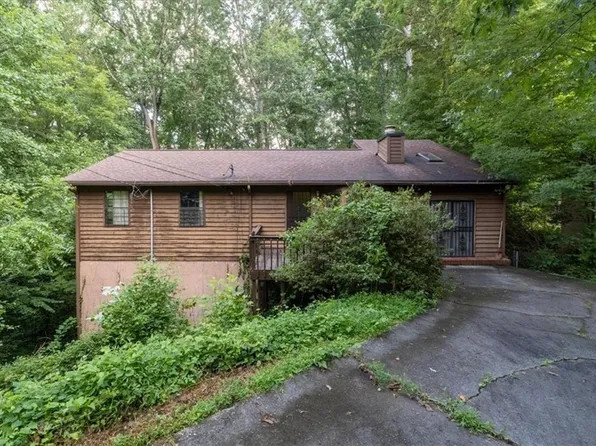 2272 Vistamont Dr, Decatur, GA 30033
