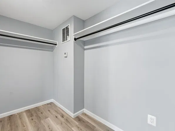 7267 Lee Hwy, Falls Church, VA