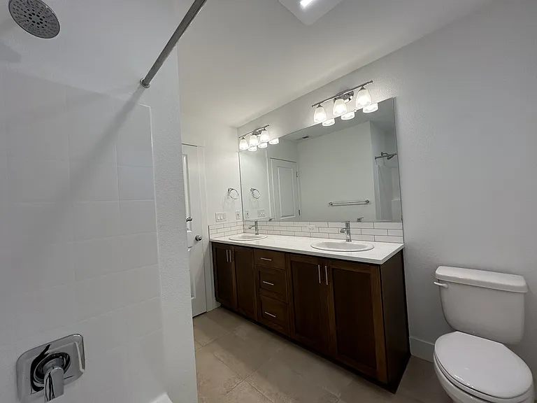 18222 SW Silvertip St #1 — Photo 18