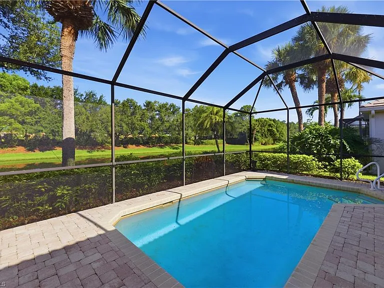 9235 Troon Lakes Dr — Photo 3