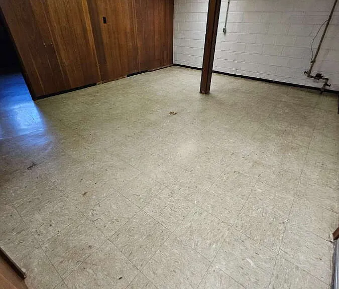 28555 Little Mack Ave — Photo 14