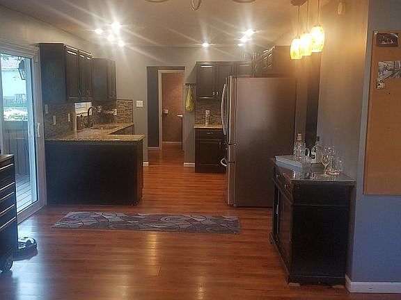 5th image of 7311 Oaklawn Dr