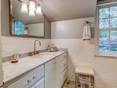 526 Sproul Rd, Villanova, PA, 19085