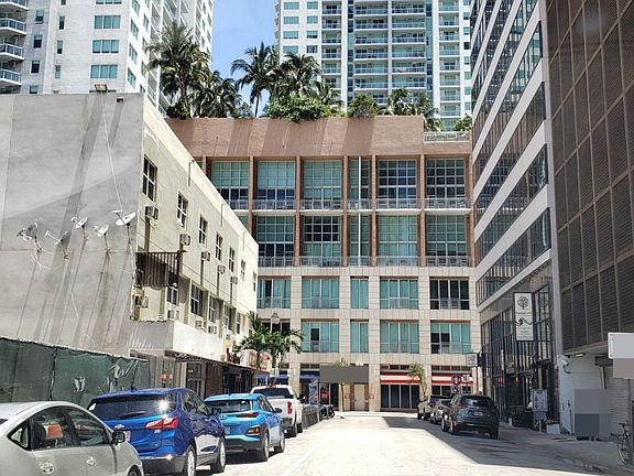 5th image of 50 Biscayne Blvd APT 2302