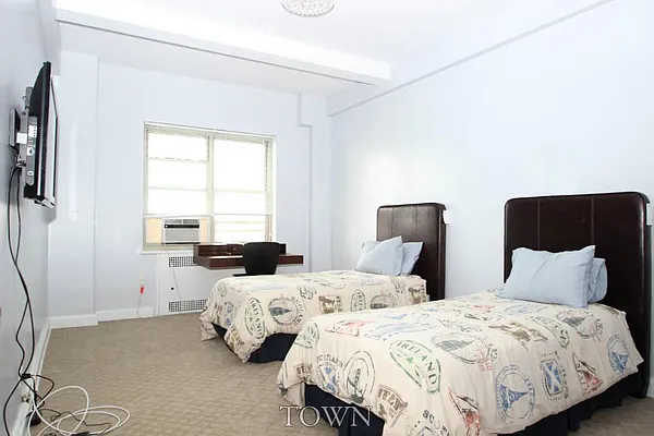 Rented by Town Residential | media 2