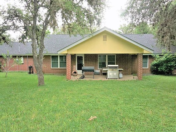 3rd image of 153 Windsor Dr