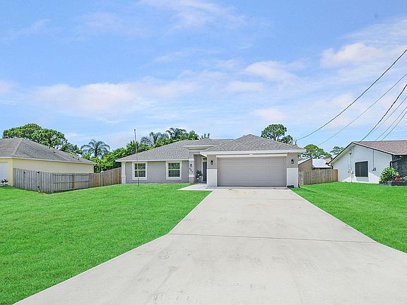 2nd image of 5913 Balsam Drive