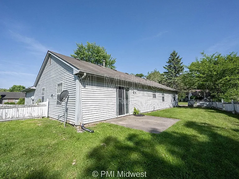 3281 Cherry Lake Ln — Photo 31