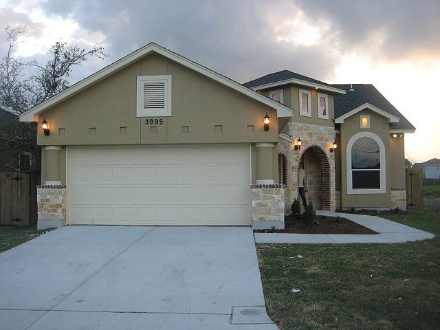 1st image of 103 Katy Way #I7n2a7