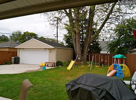 5th image of 6192 Edgebrook Blvd