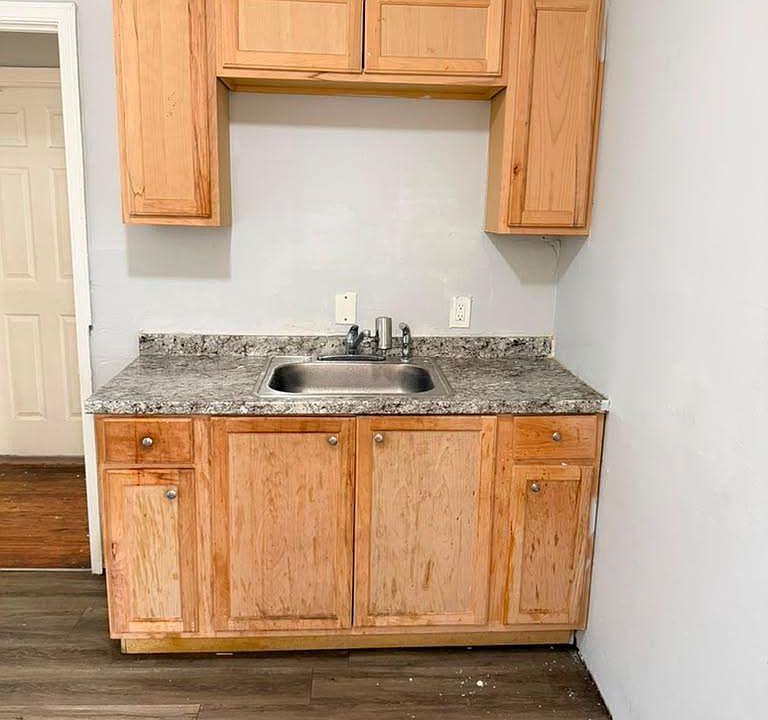 9406 Sorrento St, photo 3