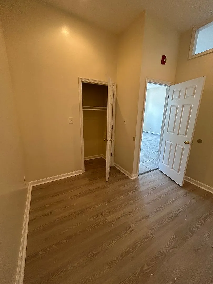 4700 Stenton Ave. — Photo 4