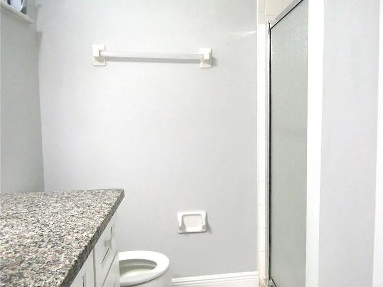 2405 Crispin Ct #E-1 — Photo 17