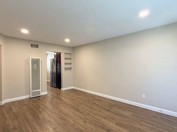 3rd image of 8969 Grossmont Blvd APT 23