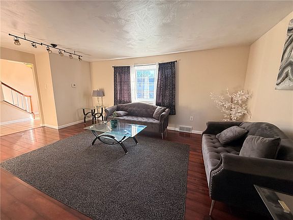 4th image of 247 Darlan Hill Drive