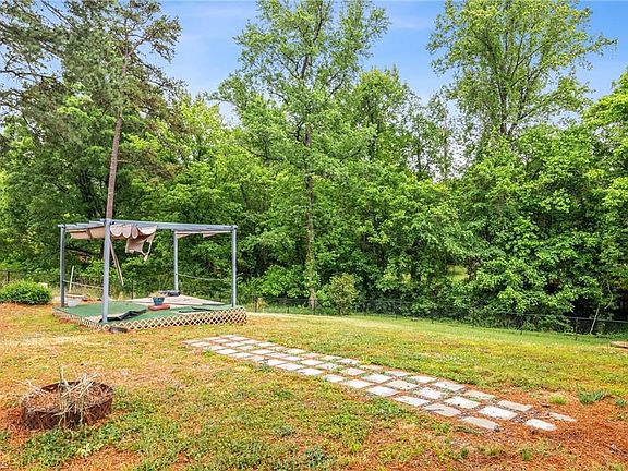 5th image of 5217 Overlea Dr
