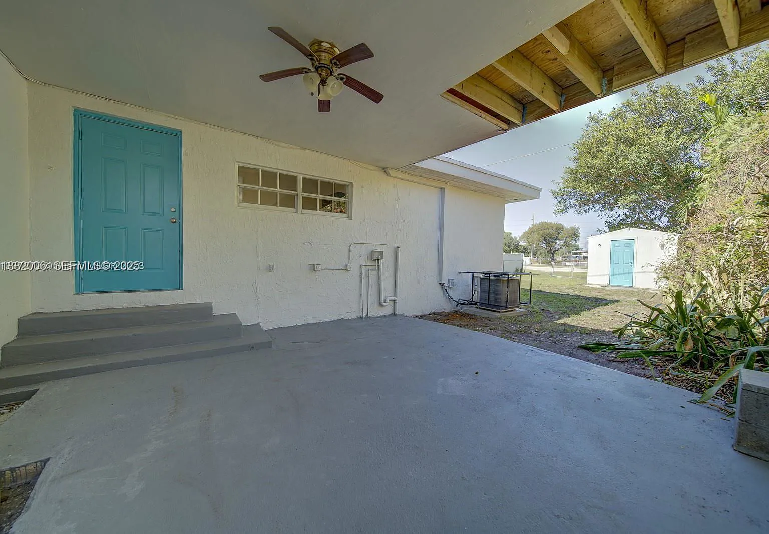 4 bed, 2.0 bath, 2000 sqft, $3,300 — Photo 1
