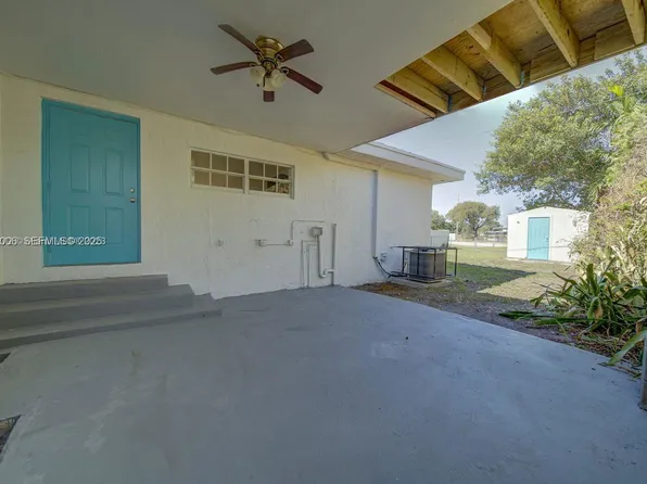 1471 NW 93rd St, Miami, FL 33147