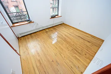 Rented by Nolita Group