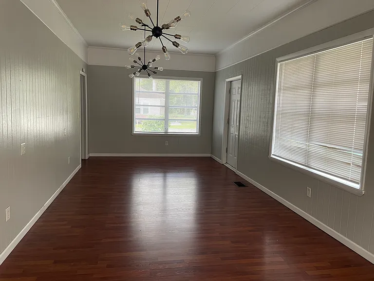 213 N Church St #213 — Photo 6