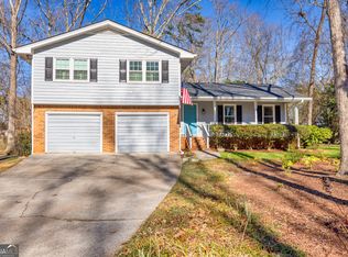 5509 Rodney Ln, Stone Mountain, GA 30087