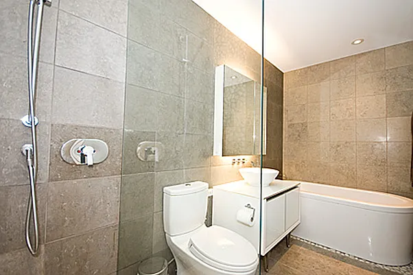 Sold by Manhattan Custom Real Estate Services | media 34