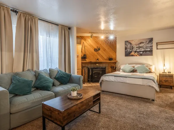 2289 Sierra Nevada Rd #G3, Mammoth Lakes, CA 93546