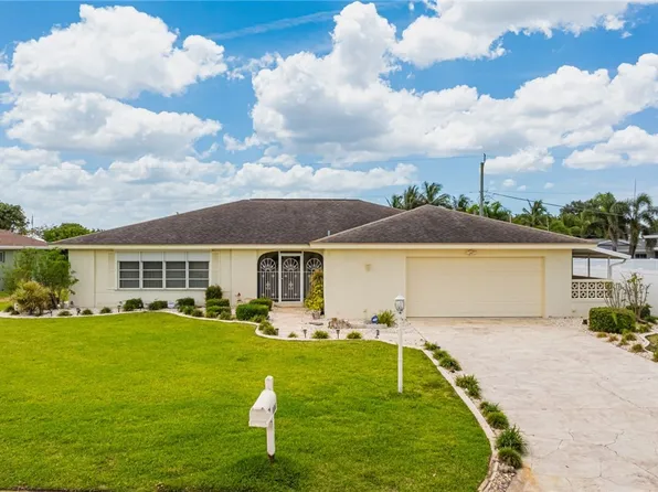 1466 Cumberland Ct, Fort Myers, FL 33919