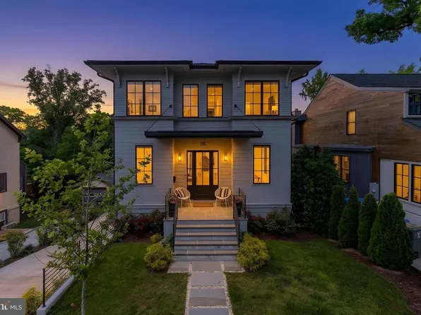 135 N Edgewood St, Arlington, VA 22201
