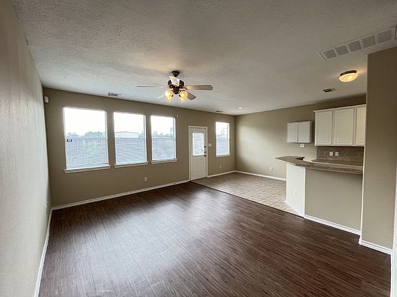 4th image of 17235 Oakwood Chase Dr