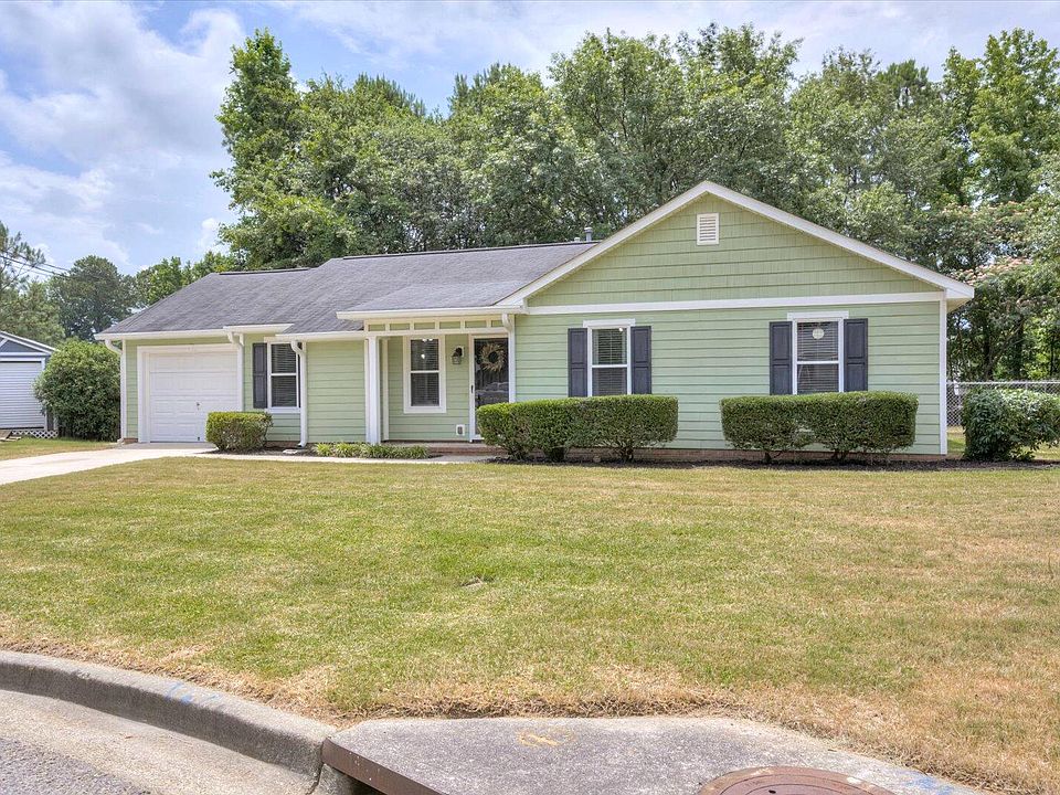 1st image of 255 Hillwood Ct