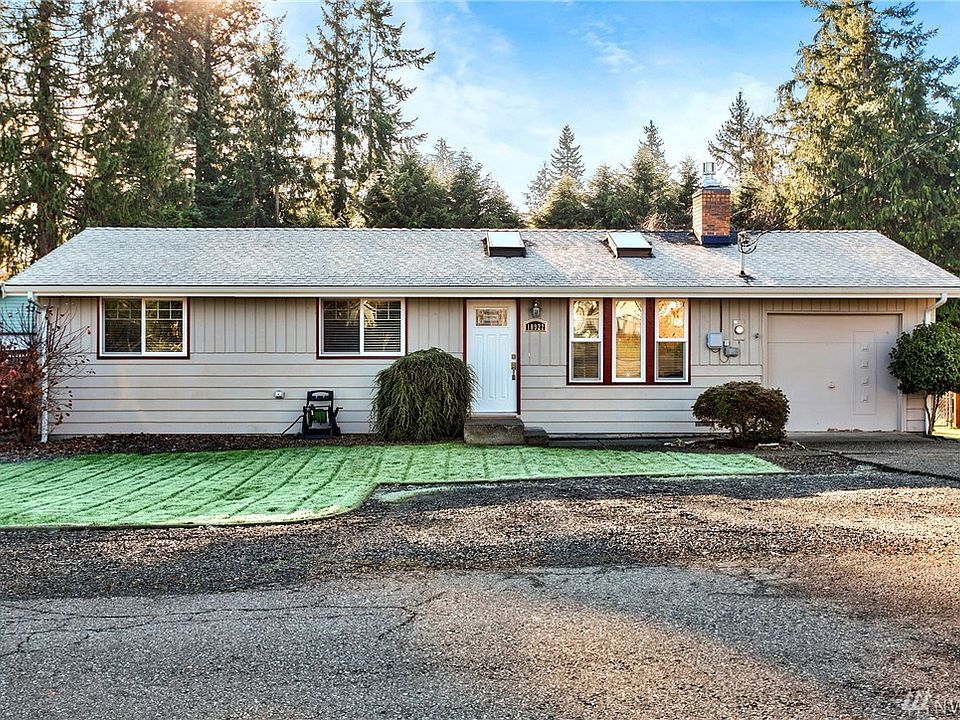 1st image of 10922 18th St SE