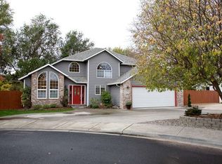 740 SE Opal Ct, Hermiston, OR 97838