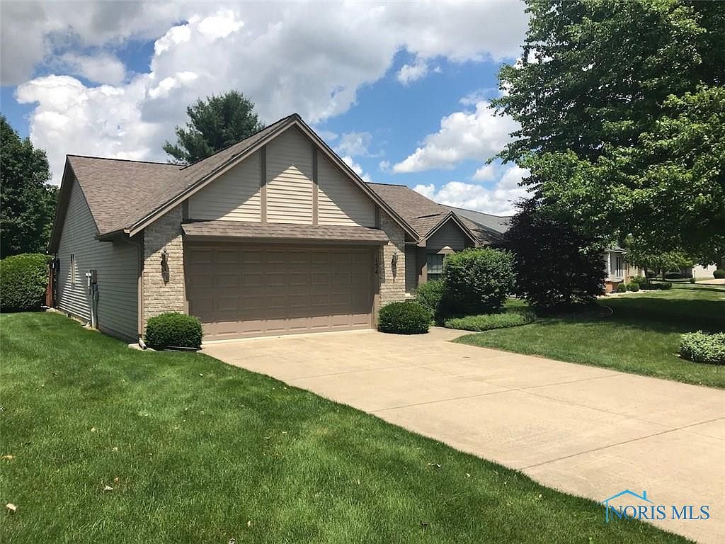 154 Briarwood Cir, Fremont, OH 43420 Zillow