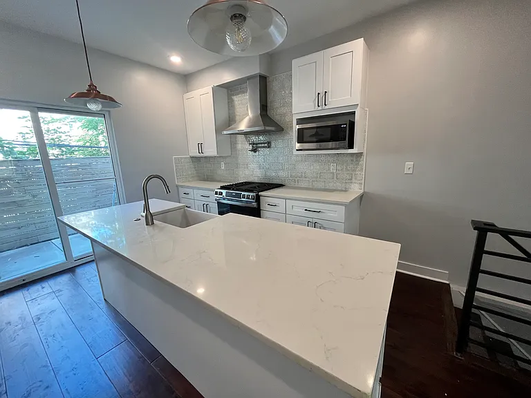 1328 S Bouvier St — Photo 5